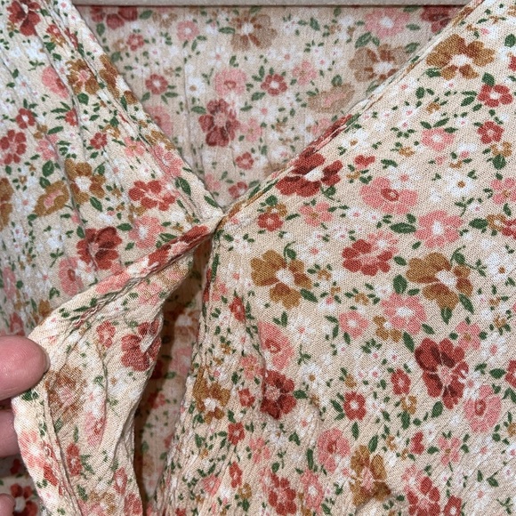 Wild Love Crop Top - Picture 4 of 4